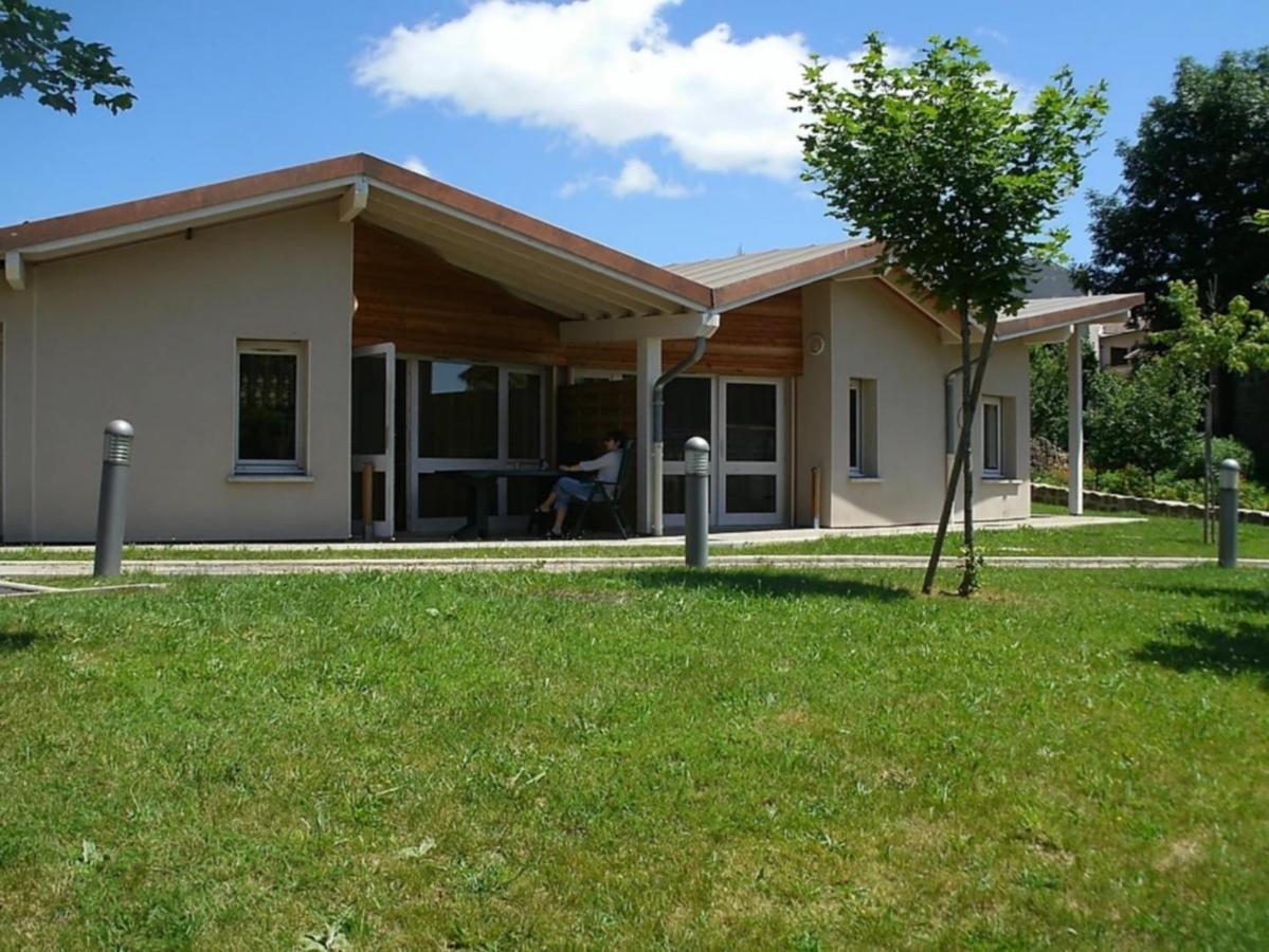 Les Gites Du Val Valprivas Exteriör bild